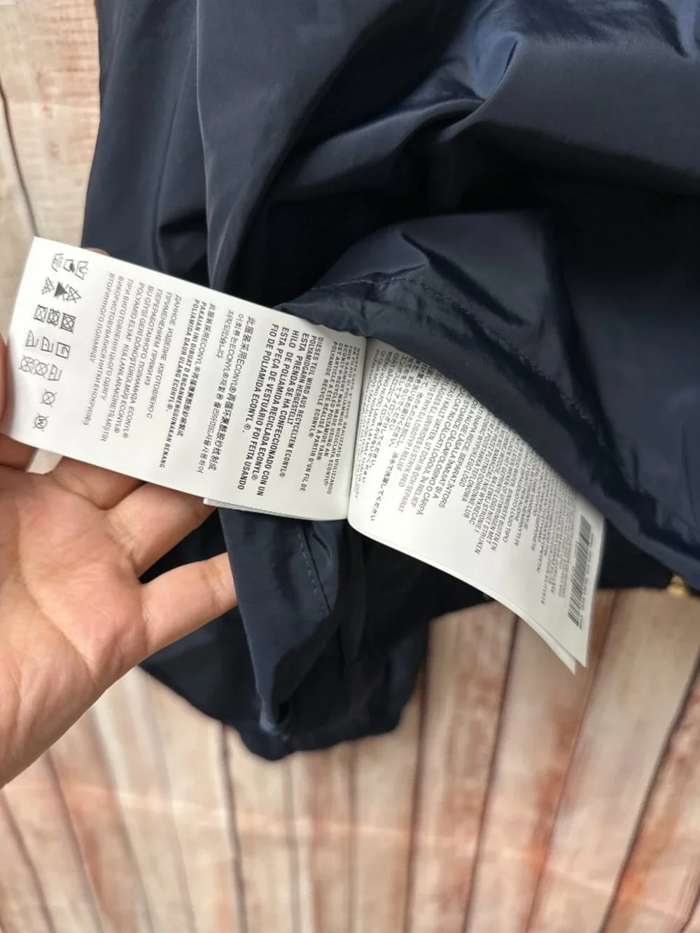 Miu Miu Navy Cropped Hooded Windbreaker Jacket M - Picture 2 of 8